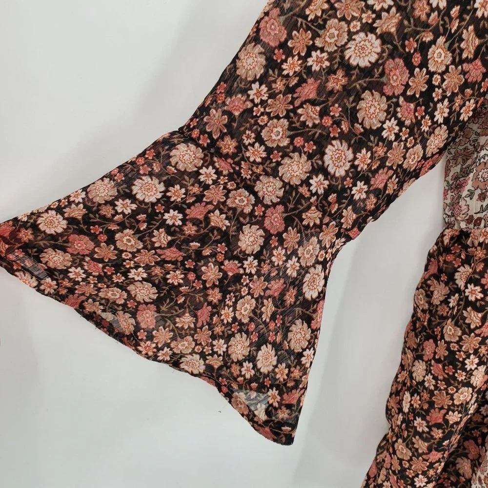Maurices Womens Bell Sleeve Blouse Top Size‎ M Sheer Button Pink Black Boho